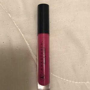 Anastasia Beverly Hills lip gloss